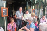 2015-04-24 Haoneborrel D n Hertog - cake en vaandel 02 2015-04-24 Haoneborrel D n Hertog - cake en vaandel 02